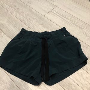 FOREST GREEN LULULEMON SHORTS